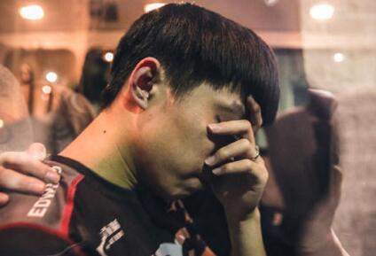 国外著名记者，尖锐解读EDG失利原因