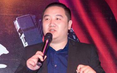 左雾手撕教练：买越南外援非我所言！