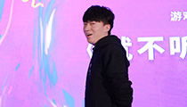 RNG战队年会小趣事盘点：小虎领了奖就跑？