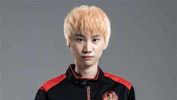洲际赛后Doinb身价飙升 仅次UZI排第二