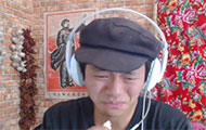 LOL国服第一诚信主播 兑现承诺直播生吃大蒜
