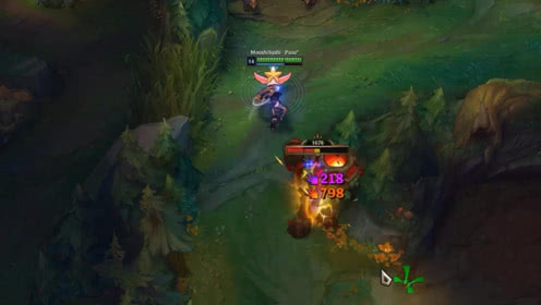 LOL：打团AD却跑去偷红，队友刚想喷他，还好没发出去