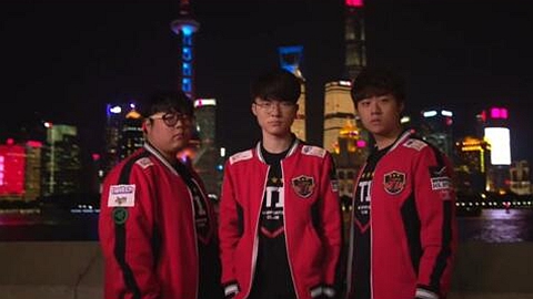 Wolf推特告别 Bang转发Faker三队友合照