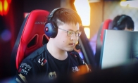 《LOL》9.4UZI排位连胜 EZ卡莎VN教学