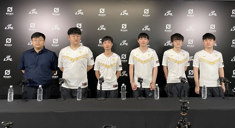 V5群访 Mole：第二把丝血逃生谢谢对面放我一马