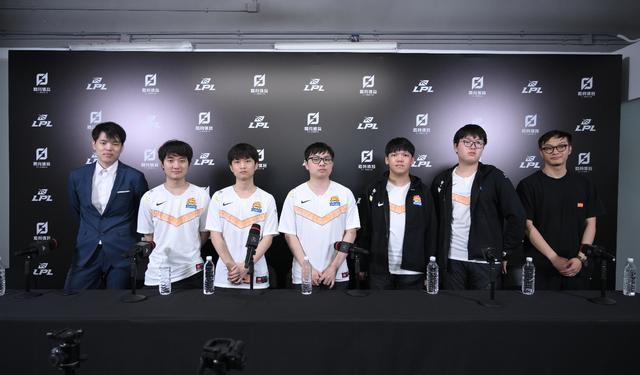 SN群访 Angel：打左手没压力 我觉得我会打败他的
