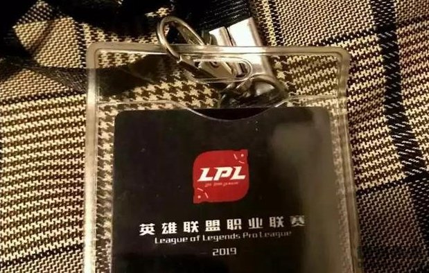 知情人爆料：JDG教练洲际赛态度消极
