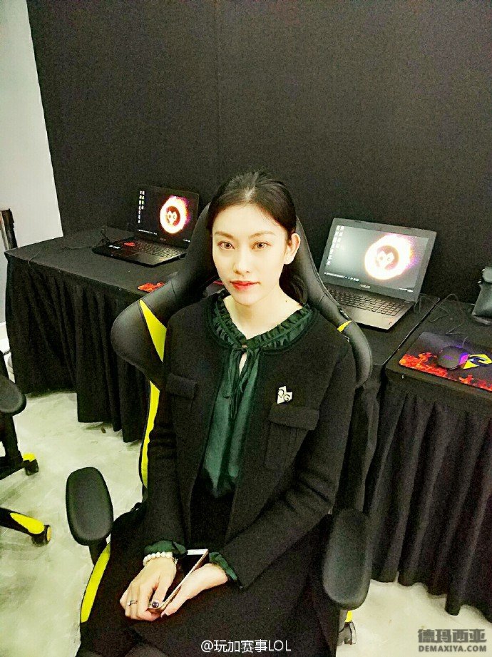 QG阵容敲定：LPL首位女替补选手