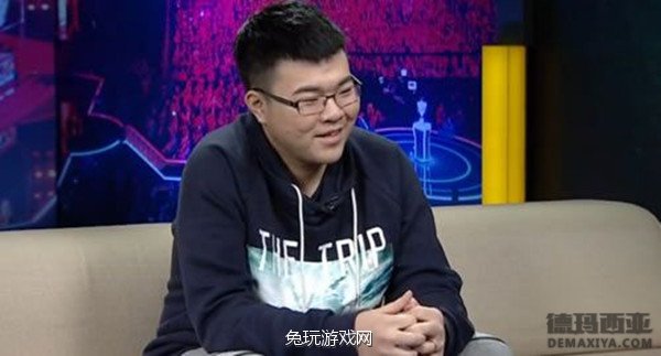 全明星集训趣事：韦神辅助套路Uzi