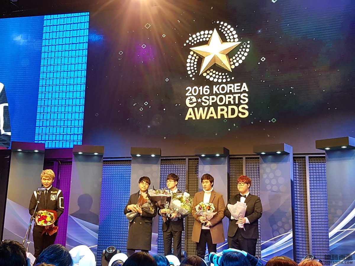 韩国电竞大赏出炉 SKT载誉而归