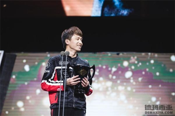 Joker：北美太有钱 LPL可能起用新人