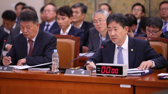 韩国国会回应：我们无权对<a href=/bisai/lck/ target=_blank class=infotextkey>LCK</a><a href=/xueyuan/zhitongche/ target=_blank class=infotextkey>赛事</a>调查