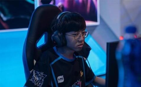 IG vs LNG前瞻：是捍卫王座还是一路破关？